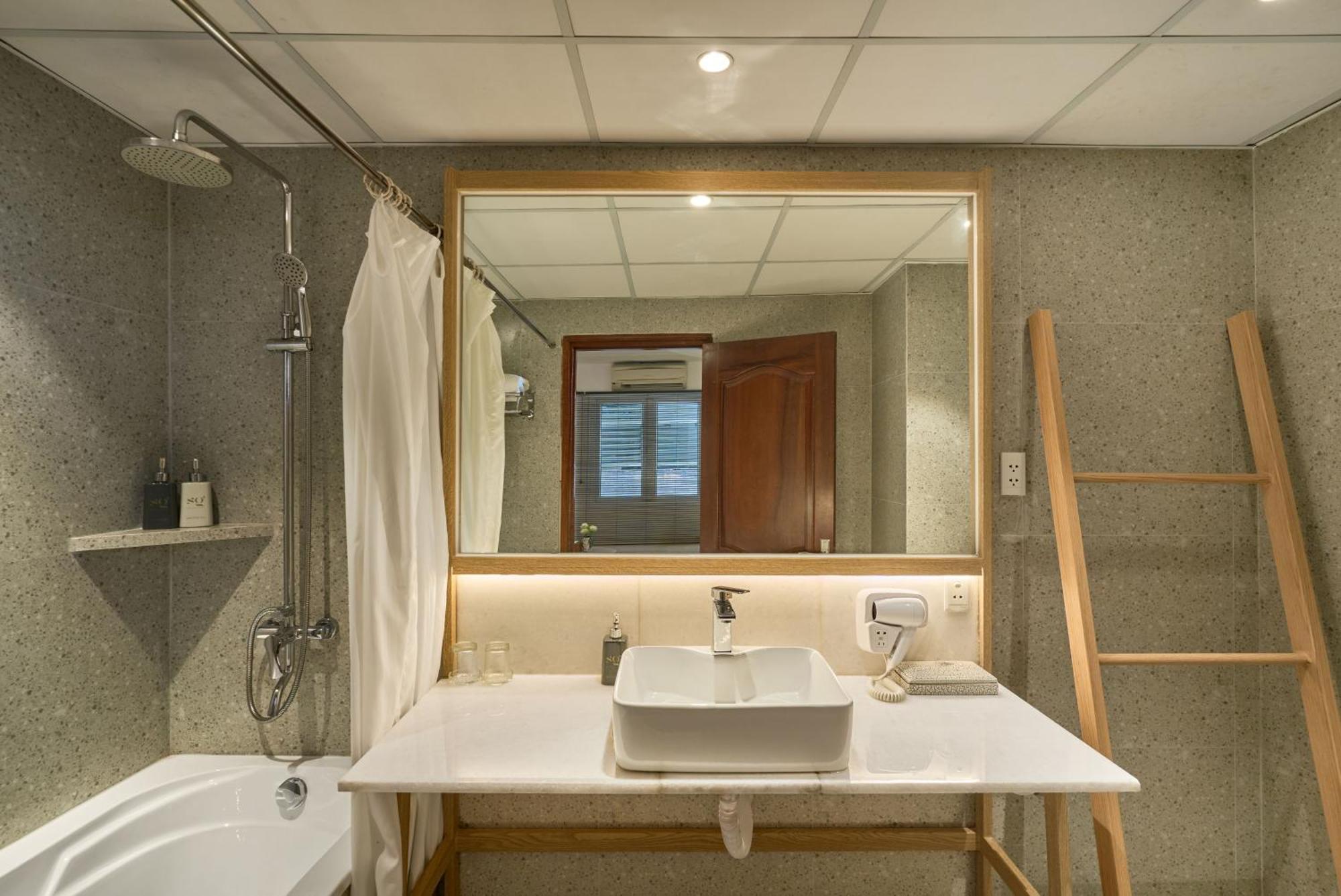Sky Gem Hotel - Ben Thanh Ho Chi Minh-byen Eksteriør bilde